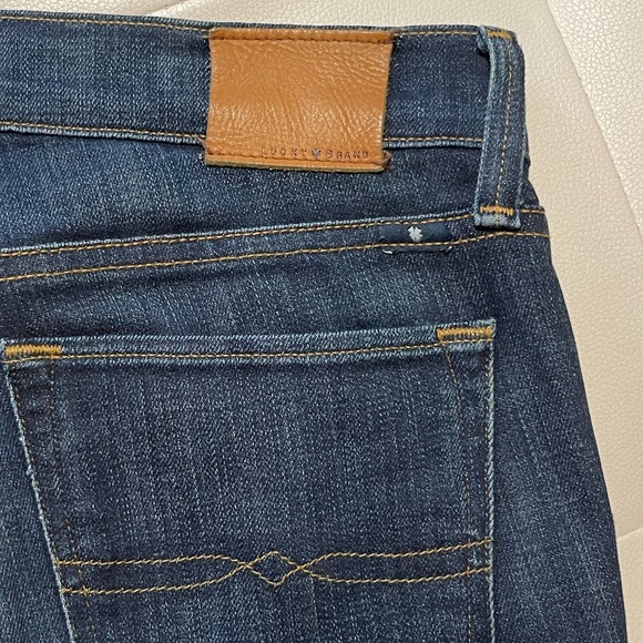 Lucky Brand Sweet Straight Leg Jeans 4/27 - Picture 6 of 7